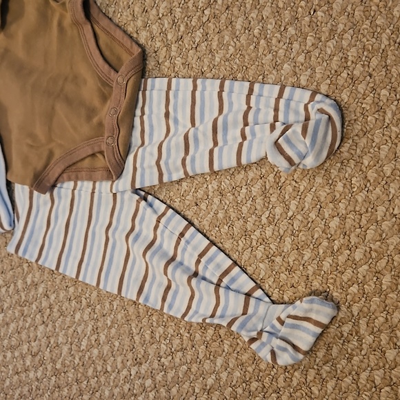 Outfit Bundle - Picture 5 of 13